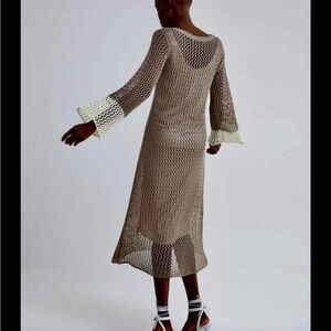 Zara Open Crochet Taupe & Ivory Long Sleeve Crochet Midi Dress Size‎ Large